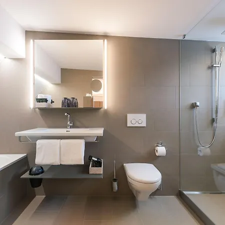 Savoy Hotel 4*