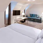 سافوي فندق 4*