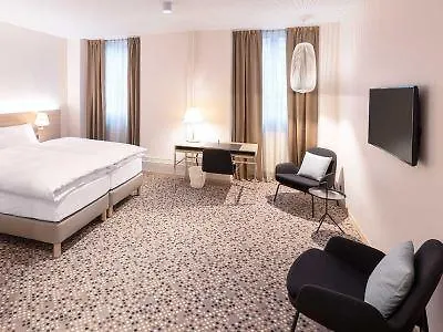 Savoy מלון 4*