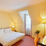 サボイ 4*